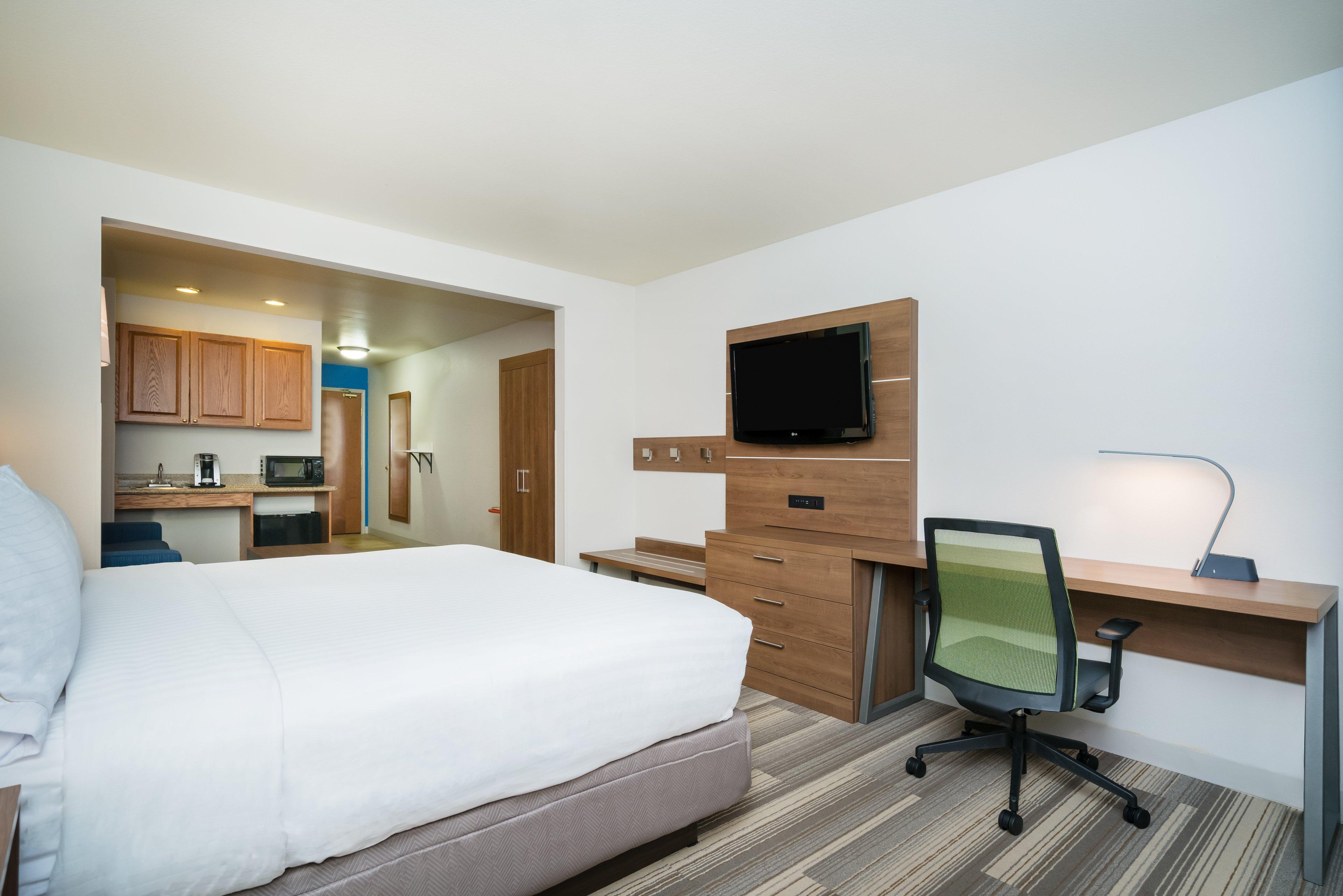 Holiday Inn Express & Suites Rocky Mount Smith Mountain Lake By Ihg Экстерьер фото
