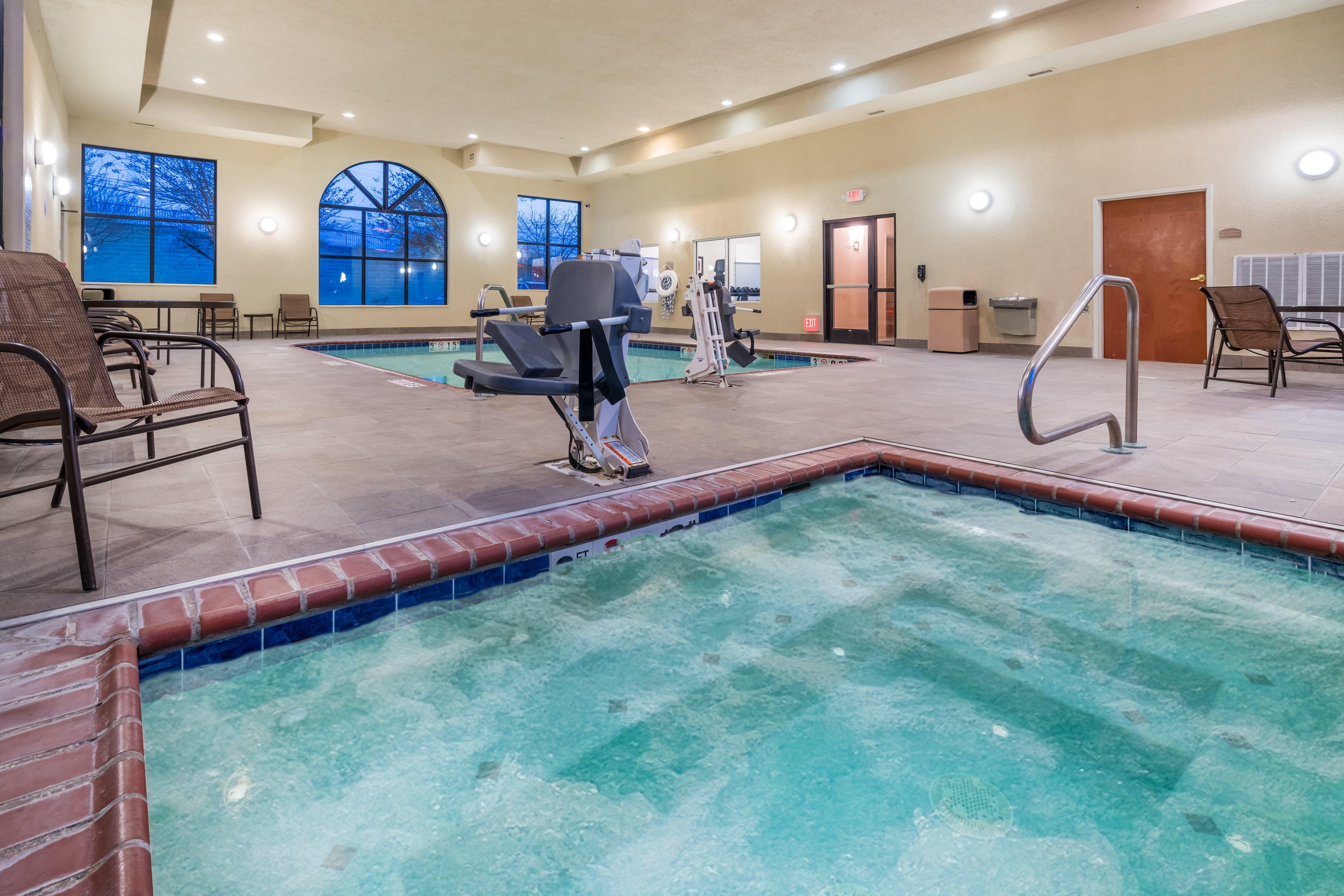 Holiday Inn Express & Suites Rocky Mount Smith Mountain Lake By Ihg Экстерьер фото